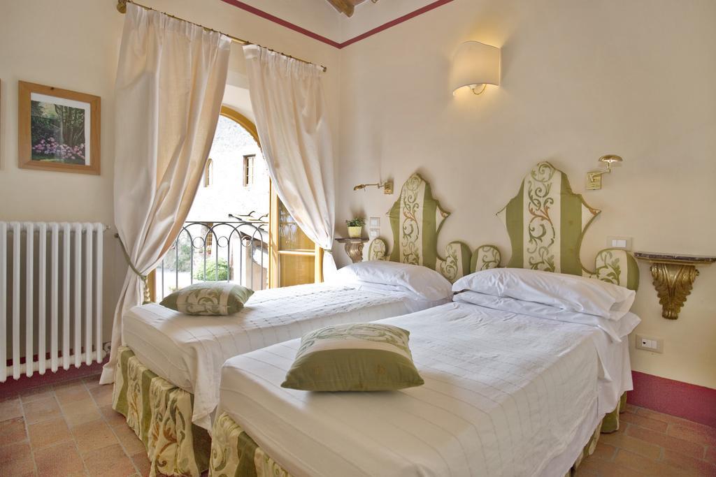 Bertolli Villas Matraia Kamer foto